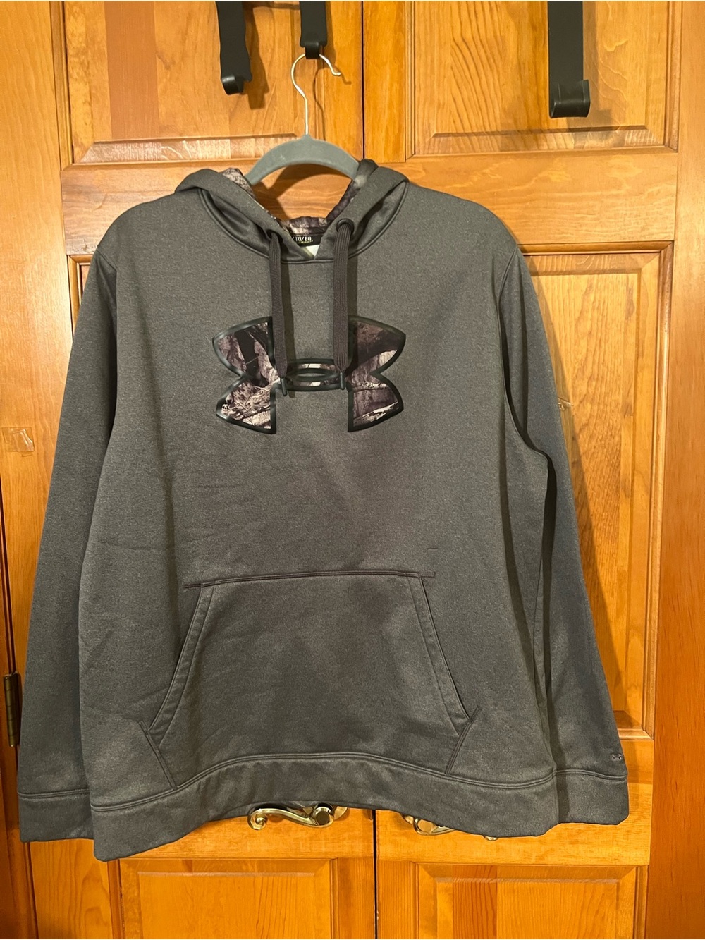 Under Armour Men's Dark Gray Zip-Up Hoodie with Logo Accent